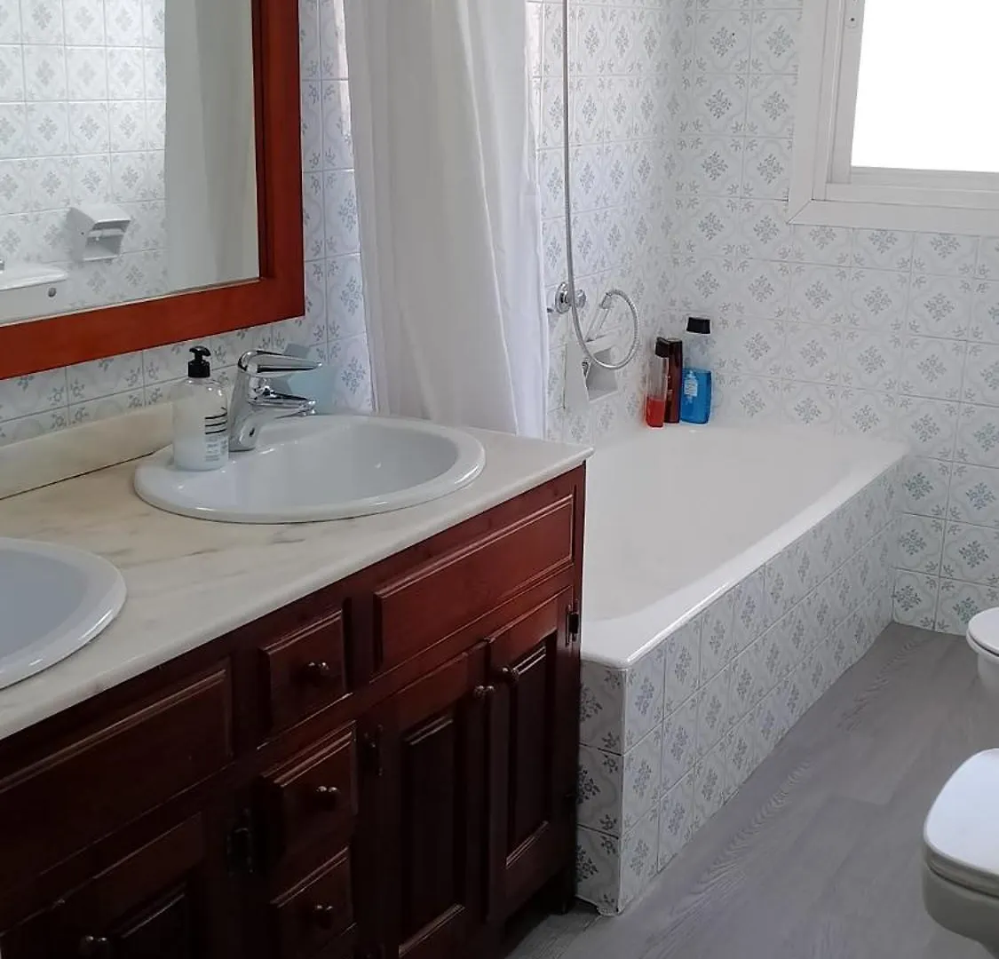 Habitacion Privada Preciosa Grande Privada Centro Malaga Y Cerca De La Playa Wi-Fi Homestay
